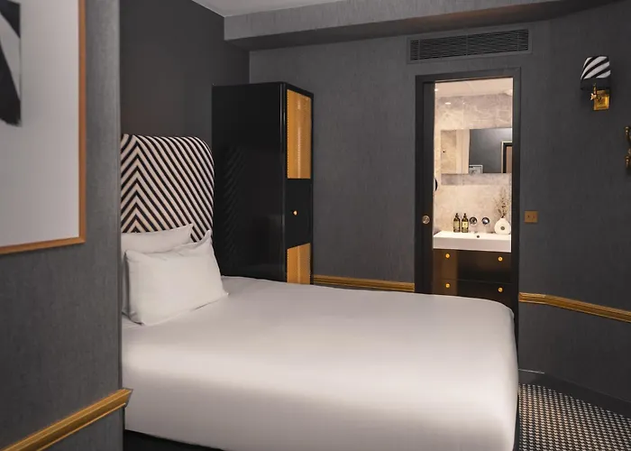 ホテル Snob パリ