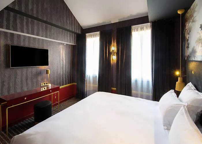 Snob ホテル パリ