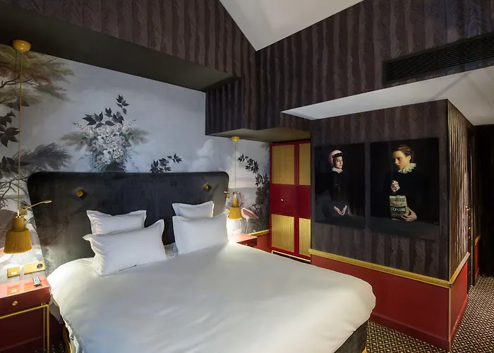 Snob Hotel Hotel 4*