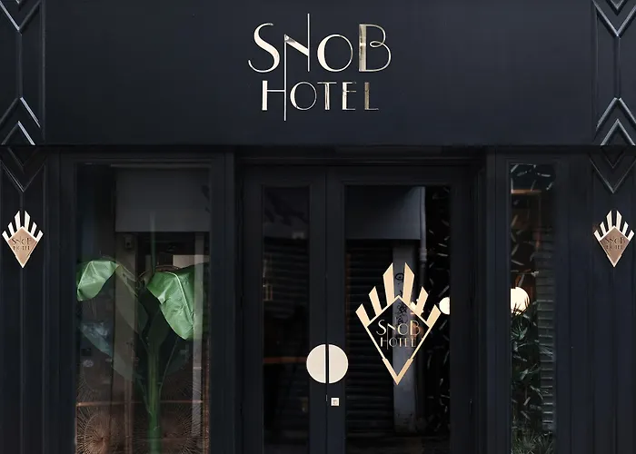 Snob 4*